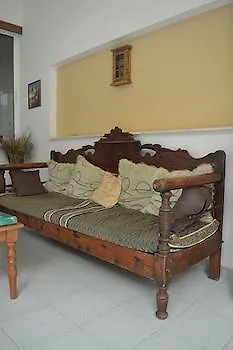 Otel Sabina Theológos