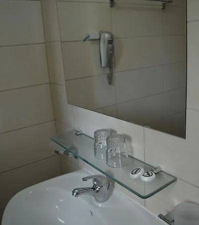 Sabina Otel Theológos