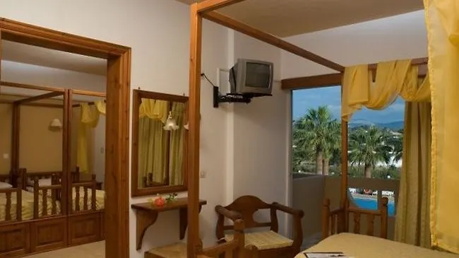 فندق Sabina 3*