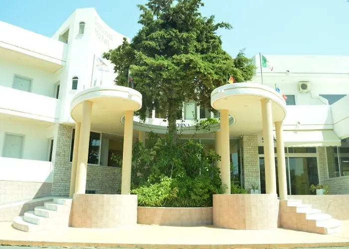 Sabina فندق Theológos