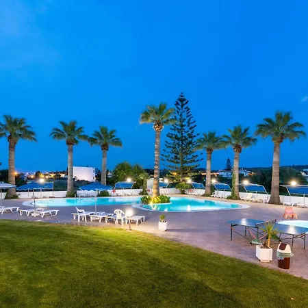 Hotel Sabina Theológos